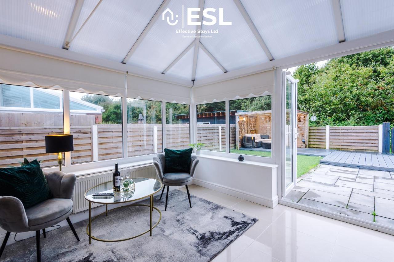 Garden View City Retreat Saughall Exterior photo